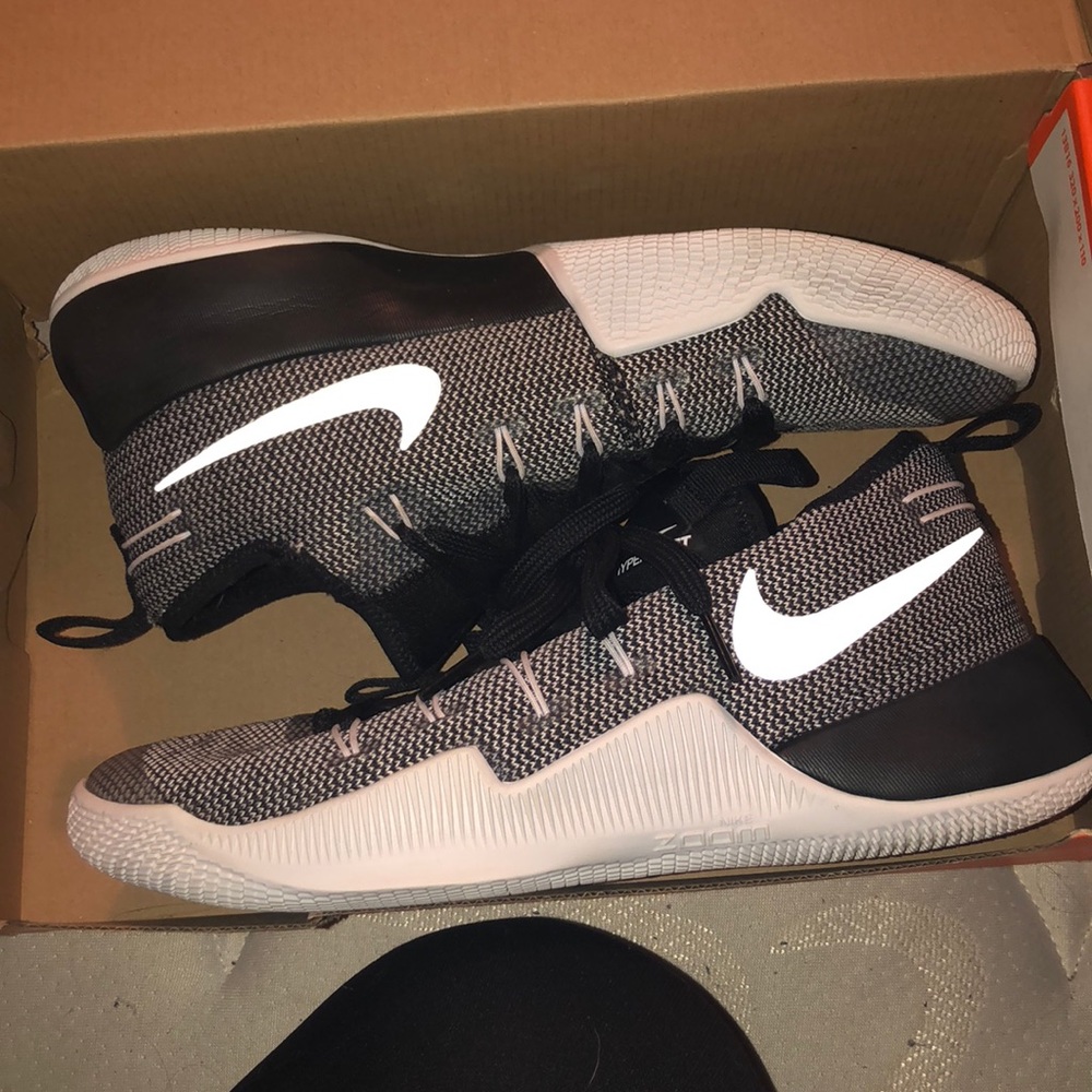 Nike Hypershifts  size M6.5 or W8 - Picture 2 of 2